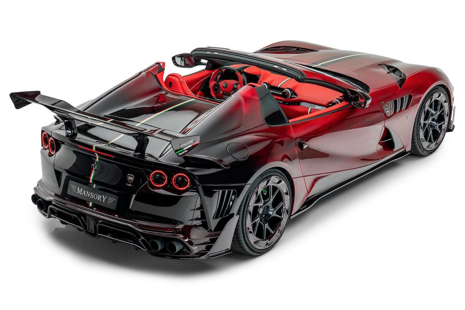 Mansory 推出名为 Stallone Tempesta Nera 的 One-Off 法拉利 812 GTS
