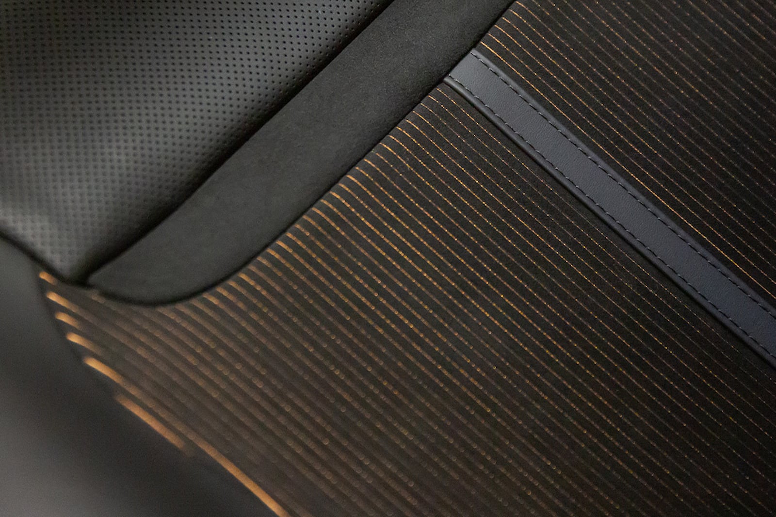 法拉利Tailor Made的最新作品：棕色Roma GT