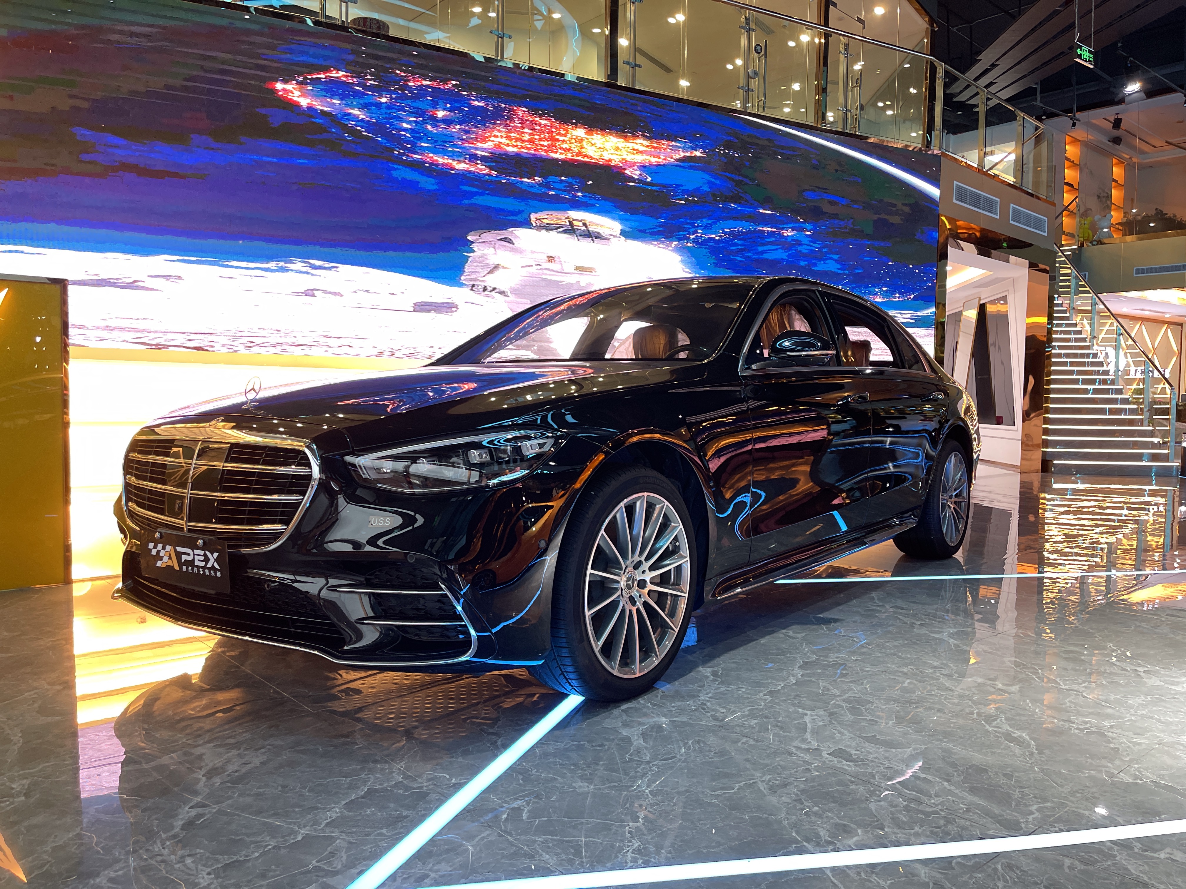 2022款奔驰 S580 4MATIC，无需解释的至臻豪华