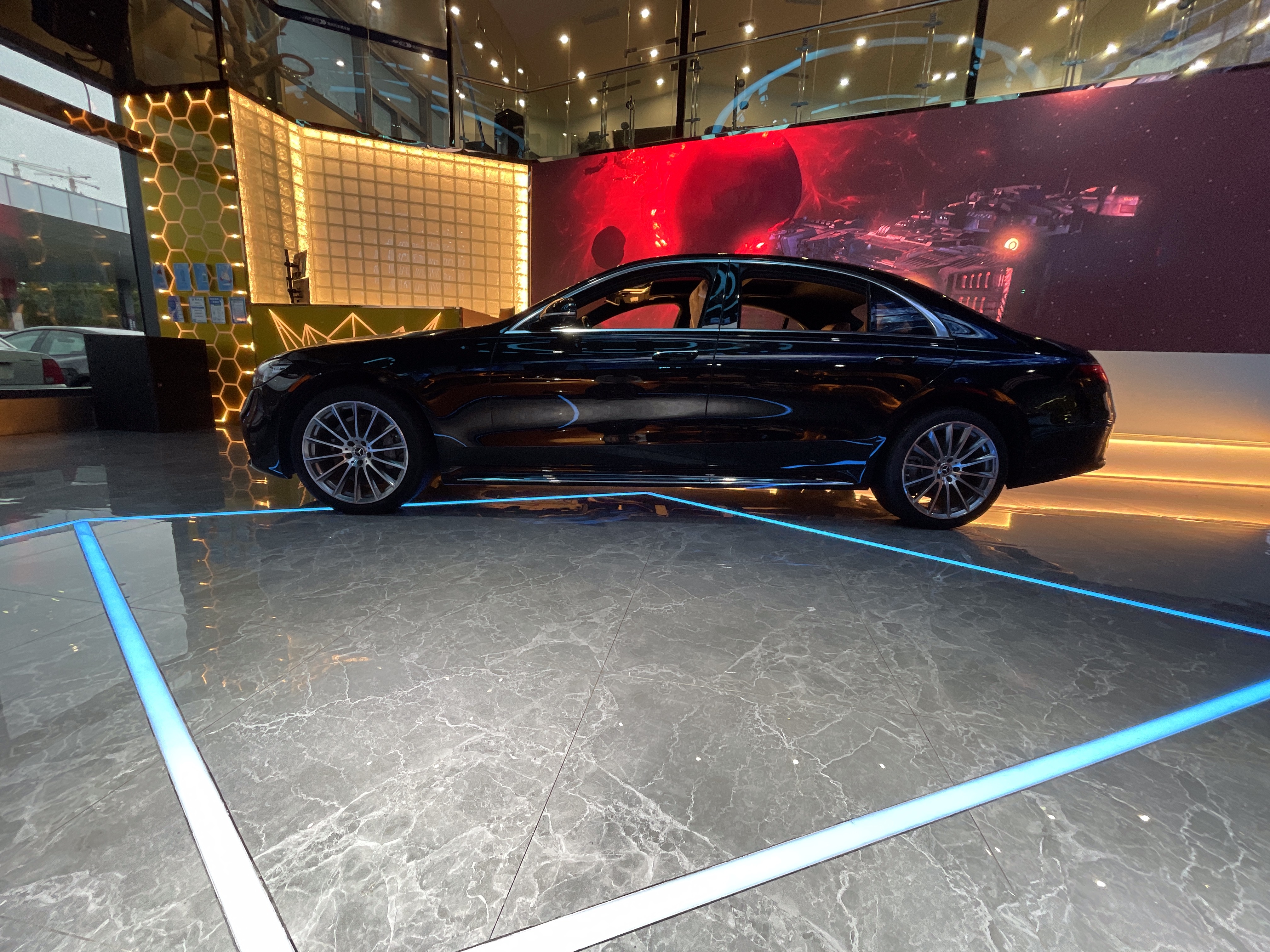 2022款奔驰 S580 4MATIC，无需解释的至臻豪华