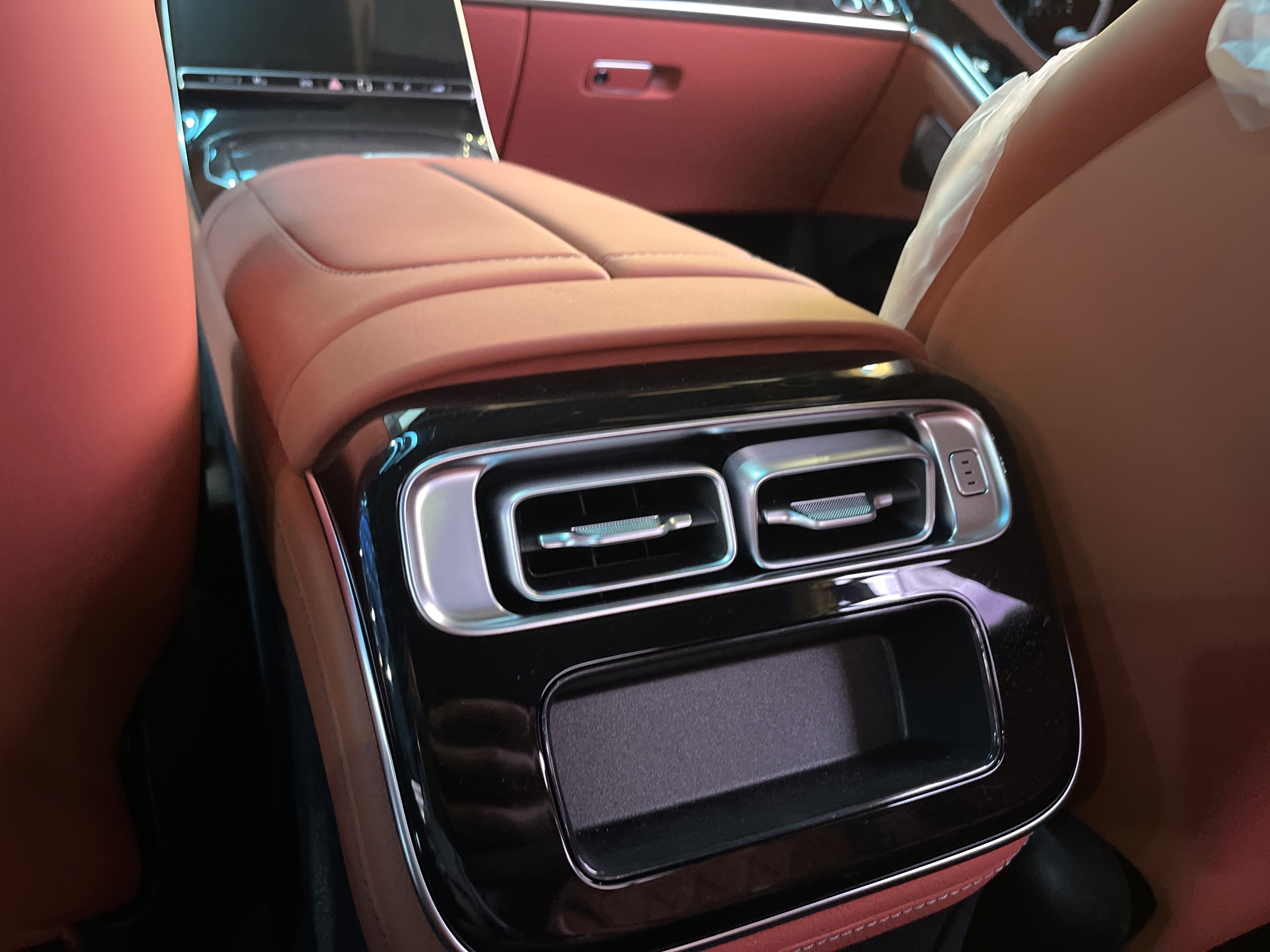 2022款奔驰 S580 4MATIC，无需解释的至臻豪华
