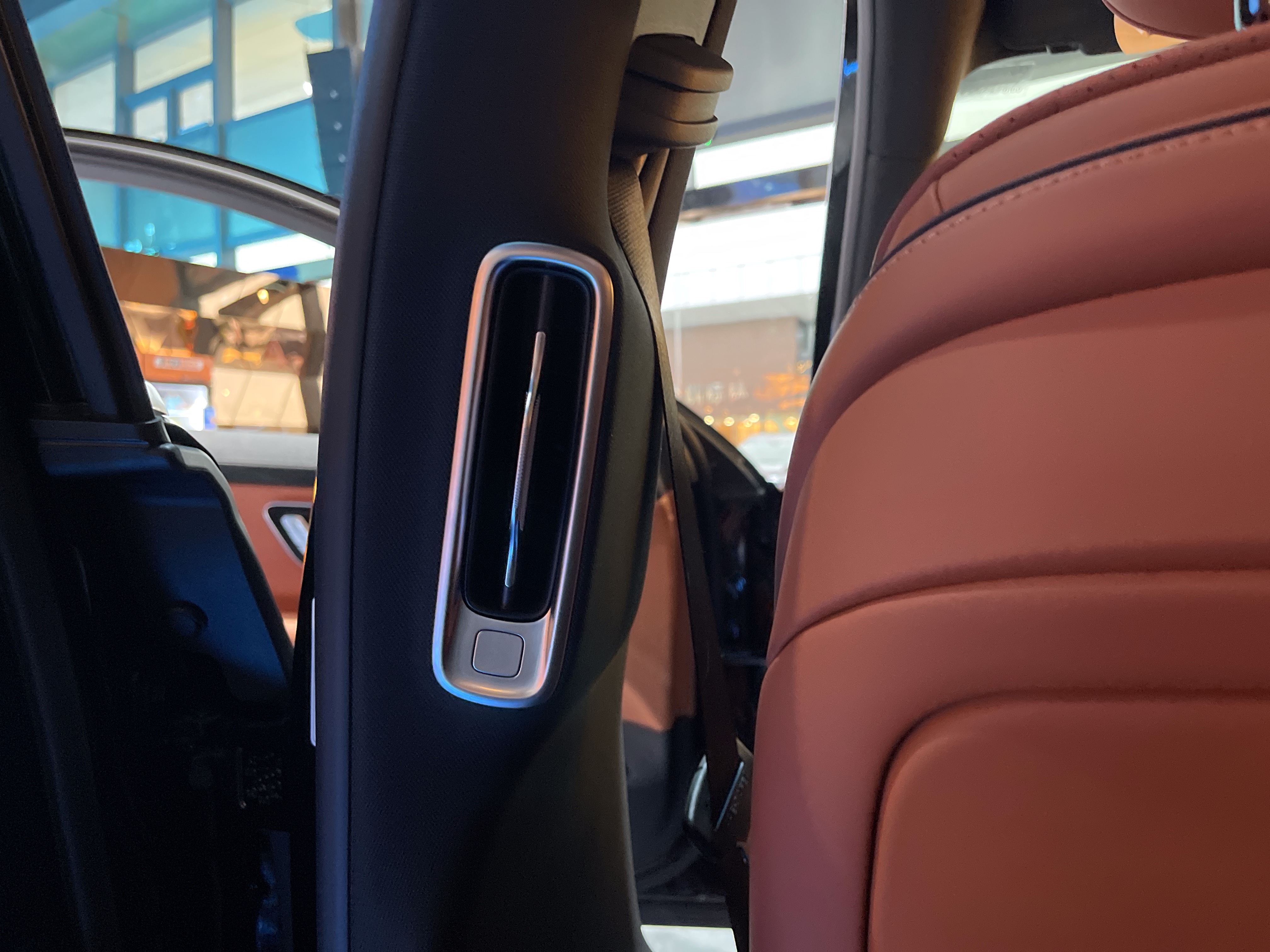 2022款奔驰 S580 4MATIC，无需解释的至臻豪华