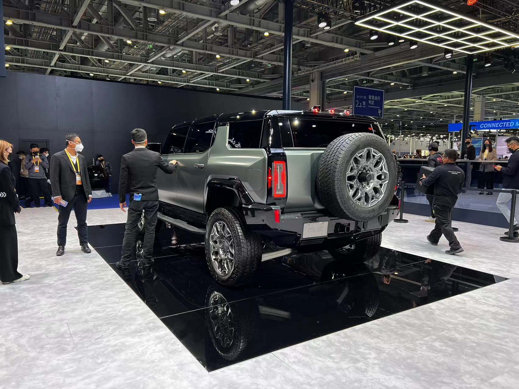 2022进博会：GMC HUMMER EV SUV首发