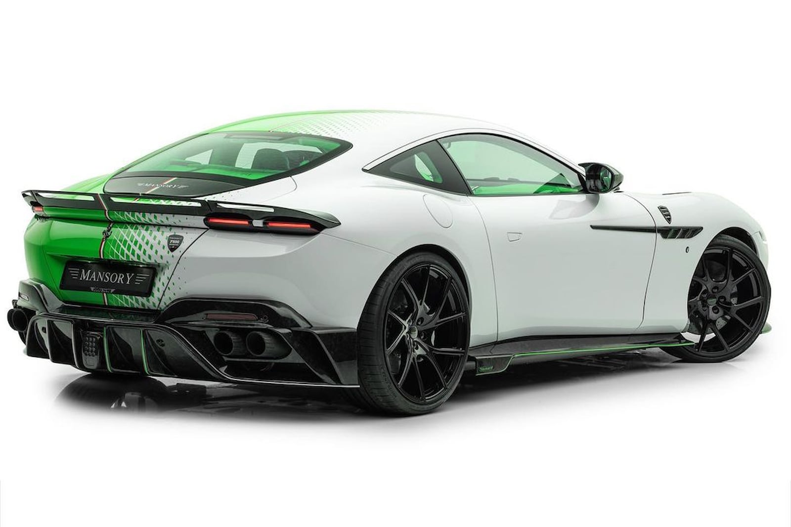 Mansory全力推出基于法拉利 Roma的全新 Tempesta Verde