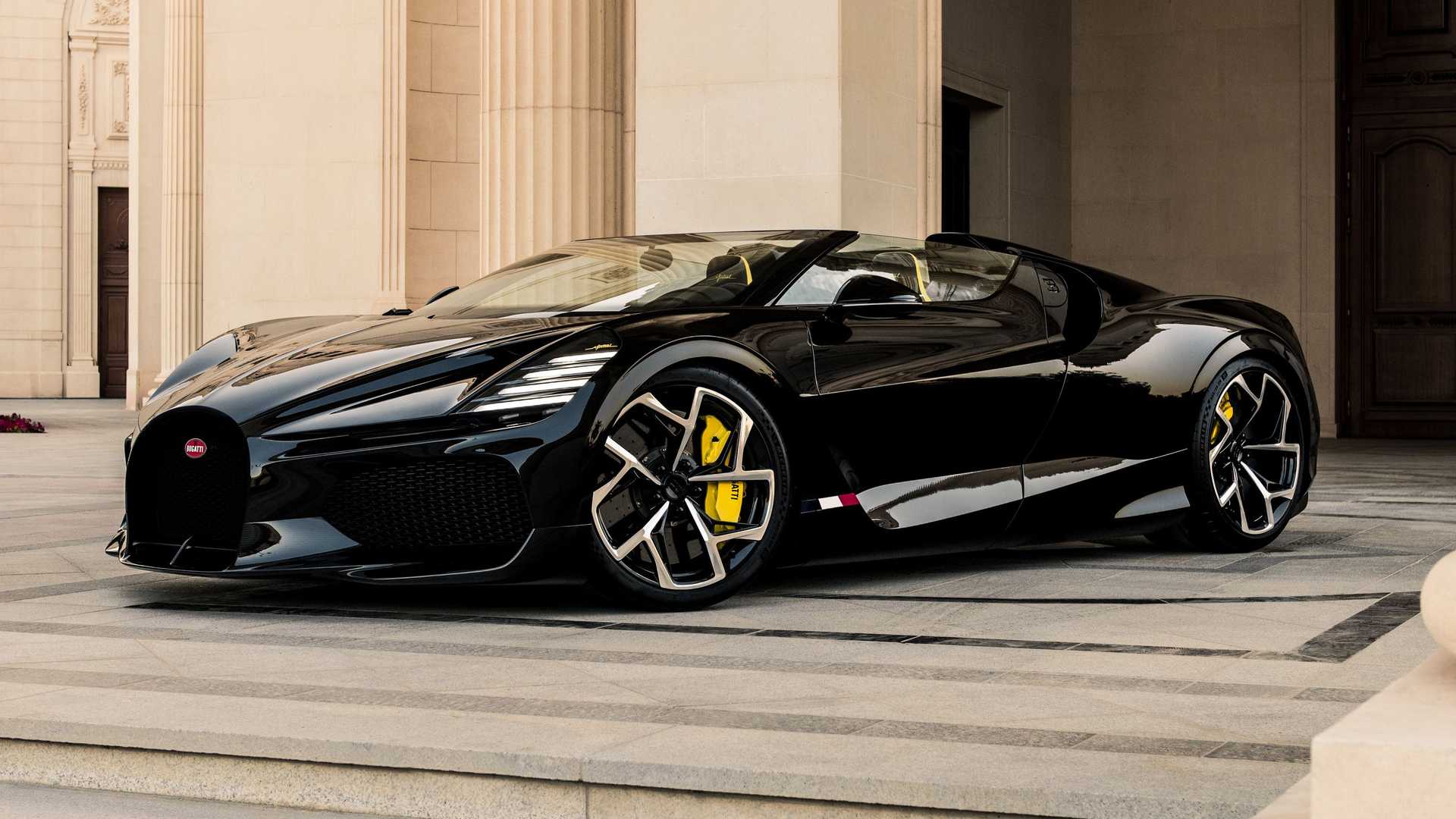 布加迪 Mistral Roadster 在中东惊艳亮相