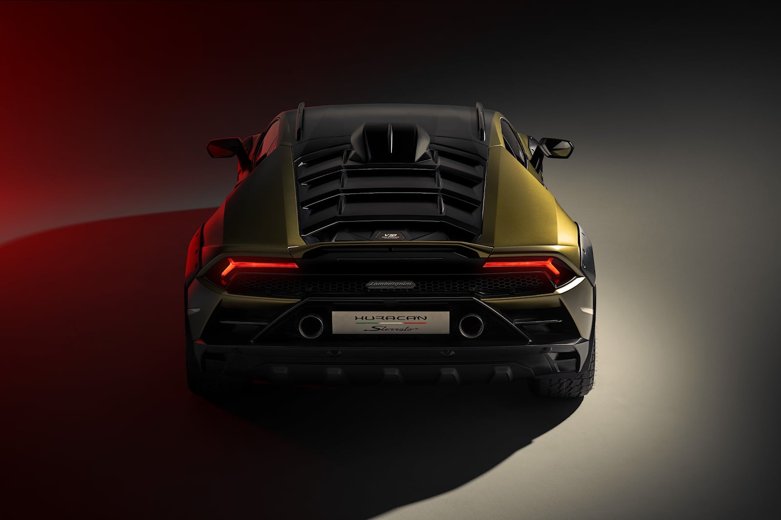 兰博基尼 Huracan Sterrato VS 保时捷 911 Dakar