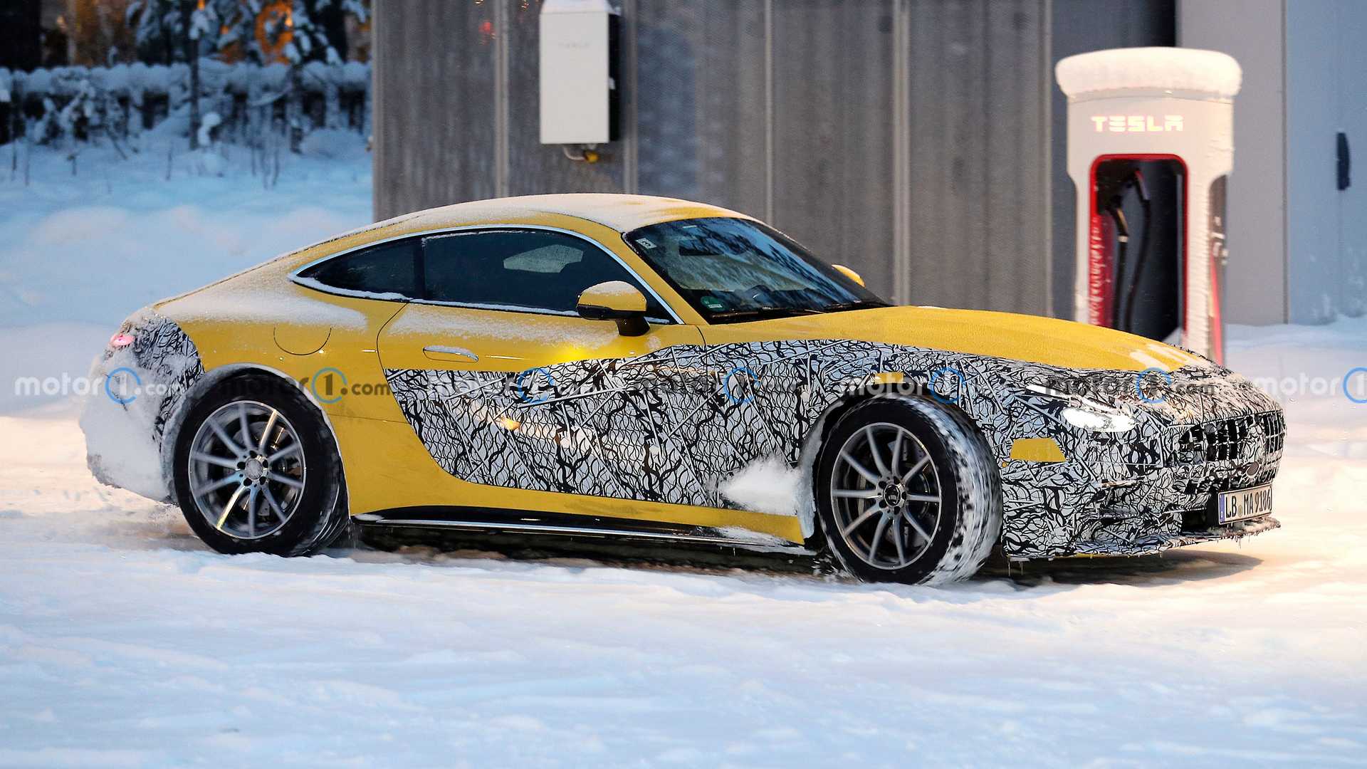3种版本！奔驰AMG GT“家族”测试谍照曝光