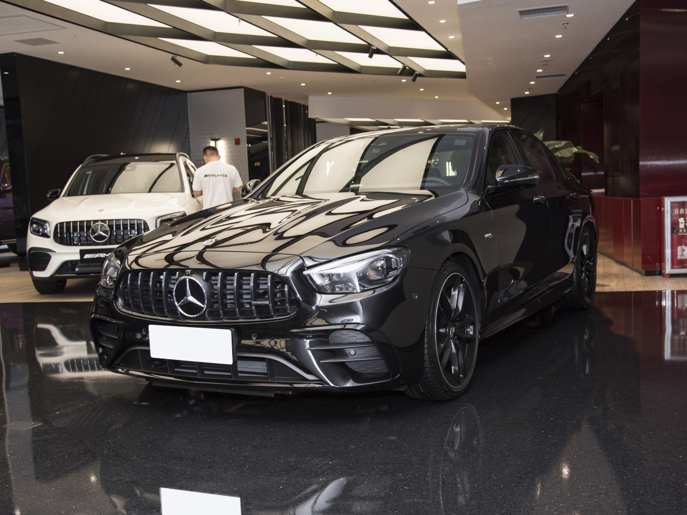 售96.16万元 新款奔驰AMG E 53 4MATIC+上市