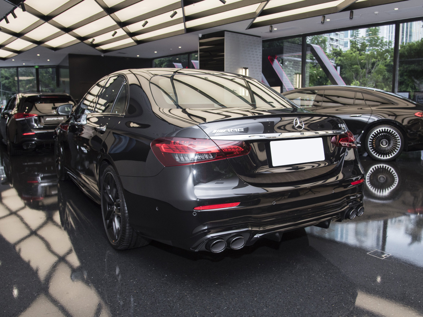 售96.16万元 新款奔驰AMG E 53 4MATIC+上市
