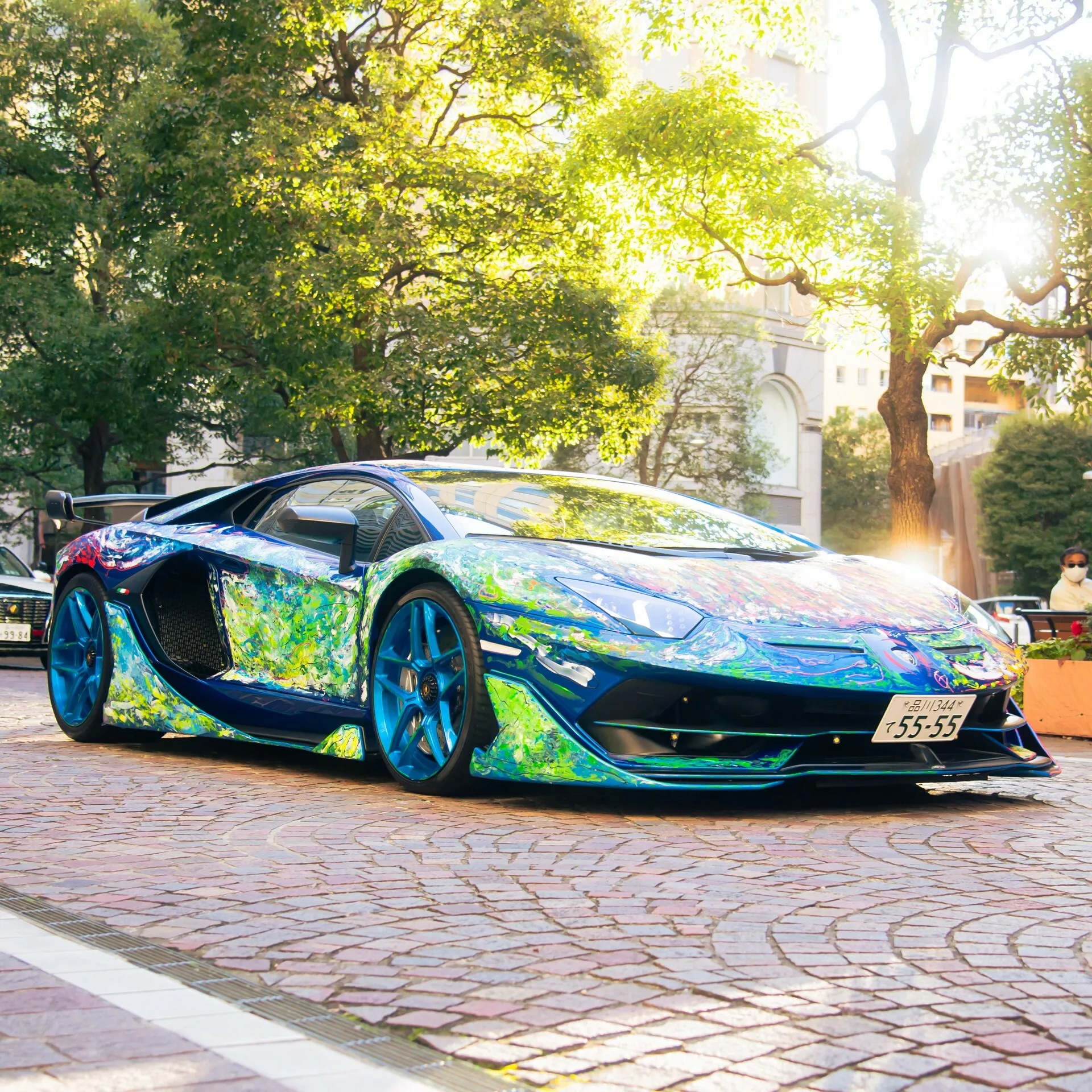 兰博基尼 Aventador SVJ街头艺术涂装
