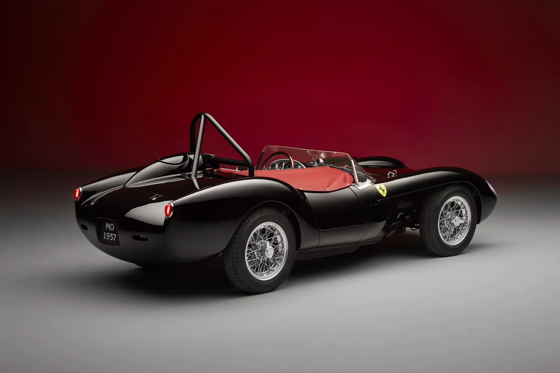 迷你法拉利 Testa Rossa J 推出新款 Pacco Gara 版