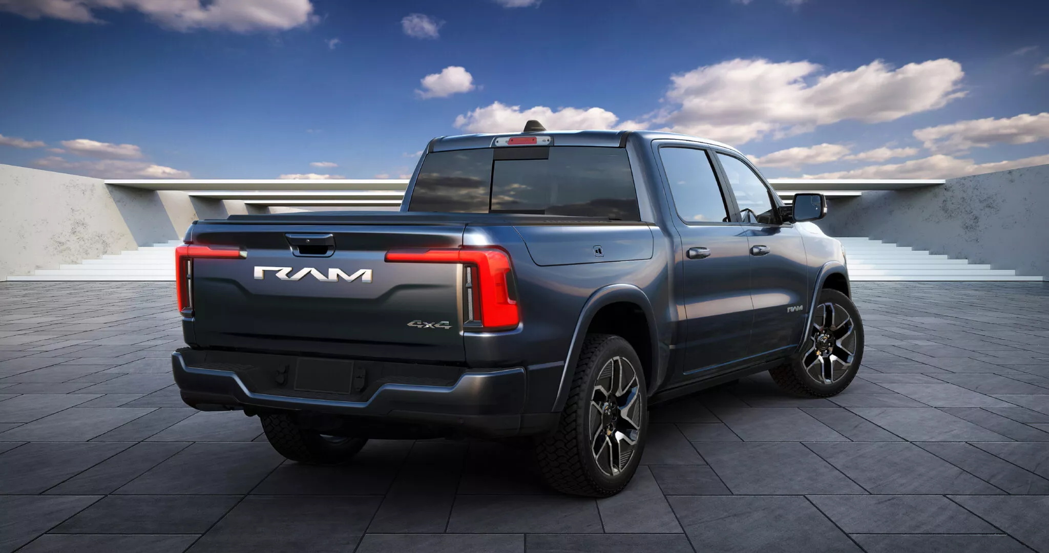 2024 Ram 1500 REV 电动卡车亮相
