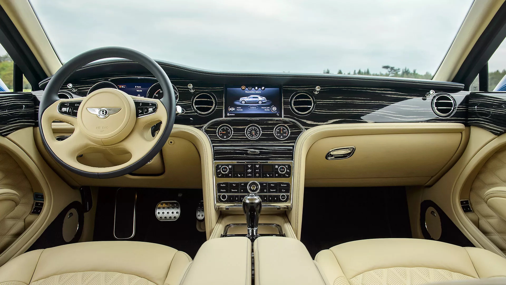 Ares Modena 制造了宾利慕尚的 Coupe 版本