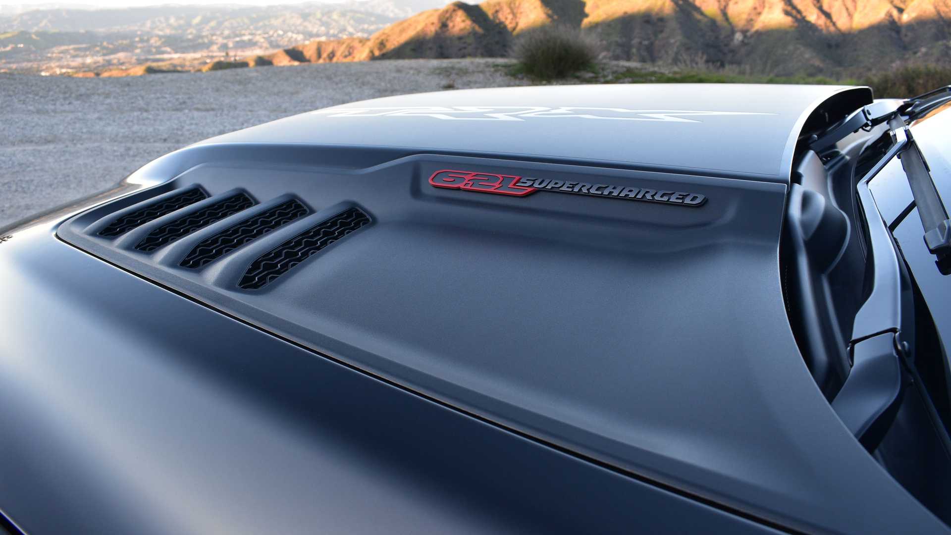 2023 福特 F-150 猛禽 R VS 2022 Ram 1500 TRX