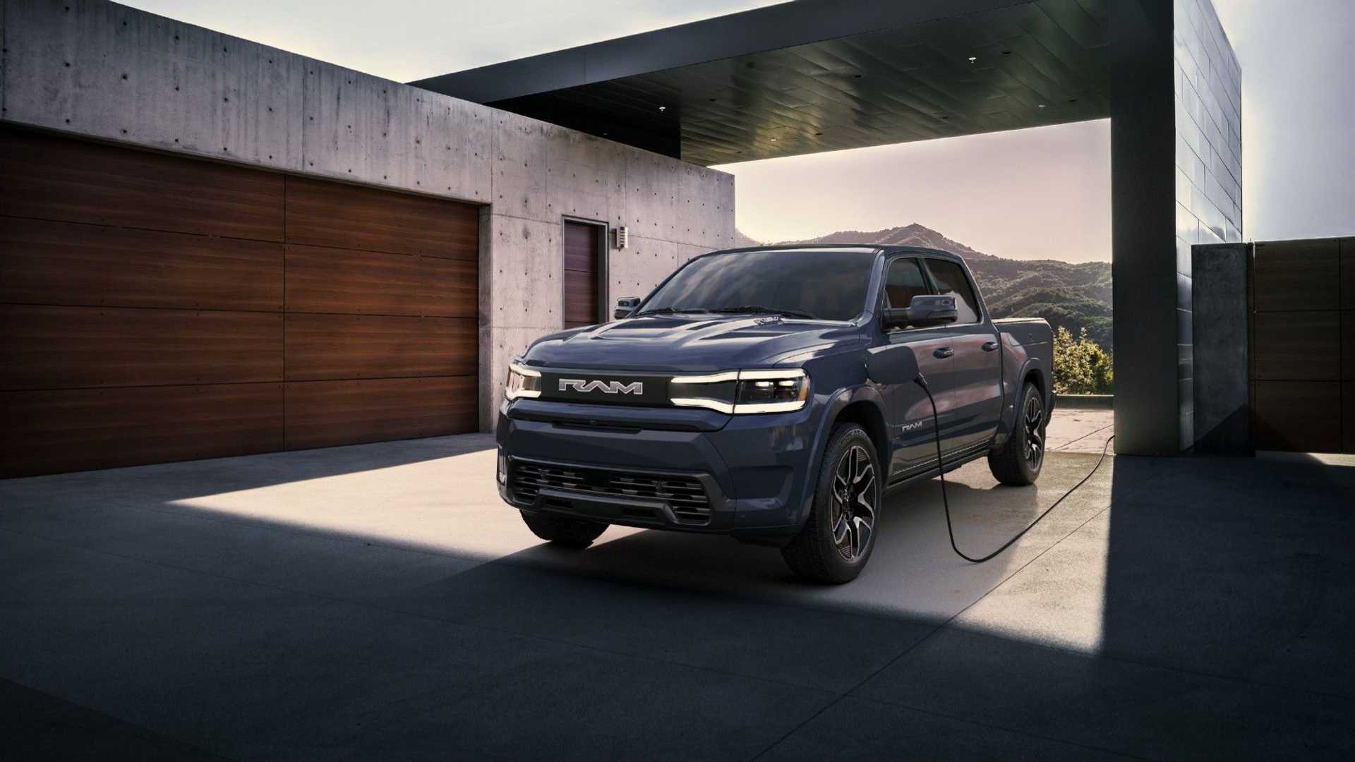 2023纽约车展：RAM 1500 REV首发亮相