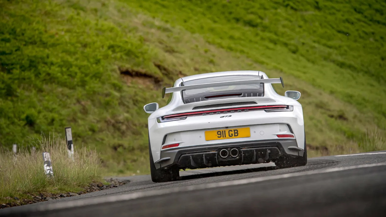 保时捷 911 GT3 评测 – 这仍然是终极 911 吗？