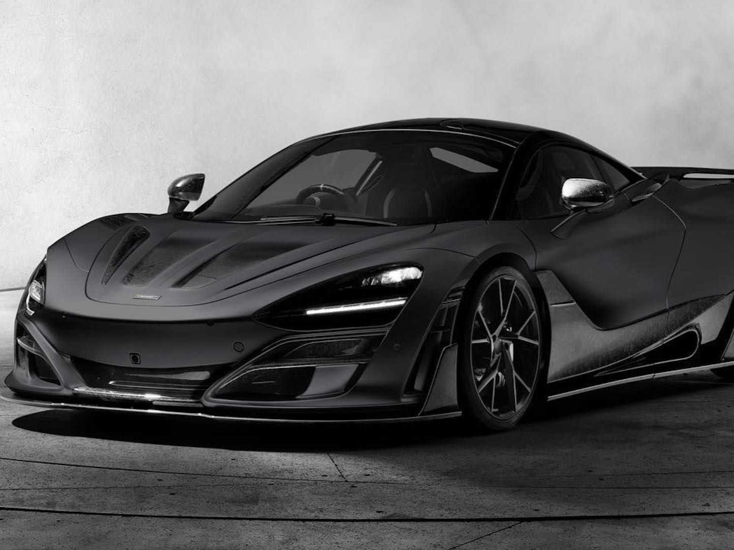 Mansory版迈凯伦 720S，全黑装扮