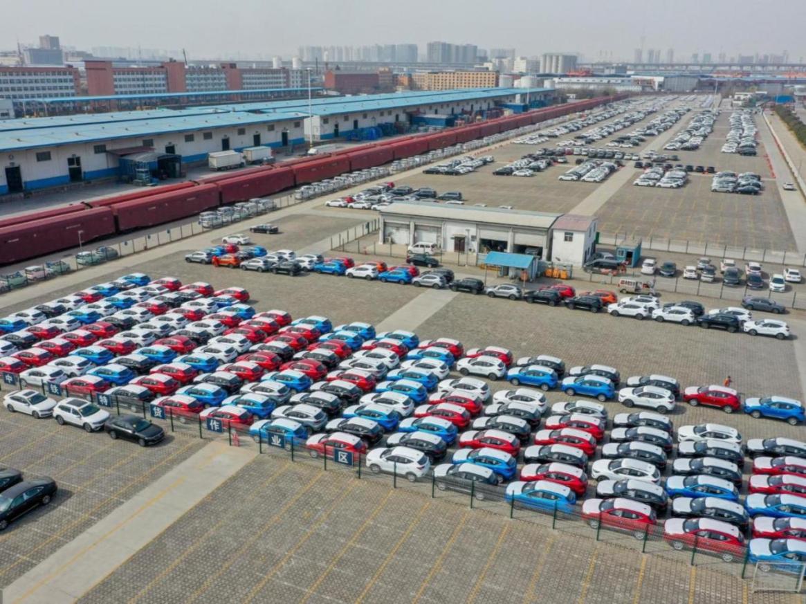 乘联会秘书长：1-4月共进口32万台汽车