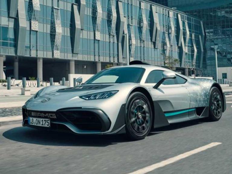 2023年梅赛德斯-AMG One 首次亮相：F1 动力 1049 马力 时速352公里/小时