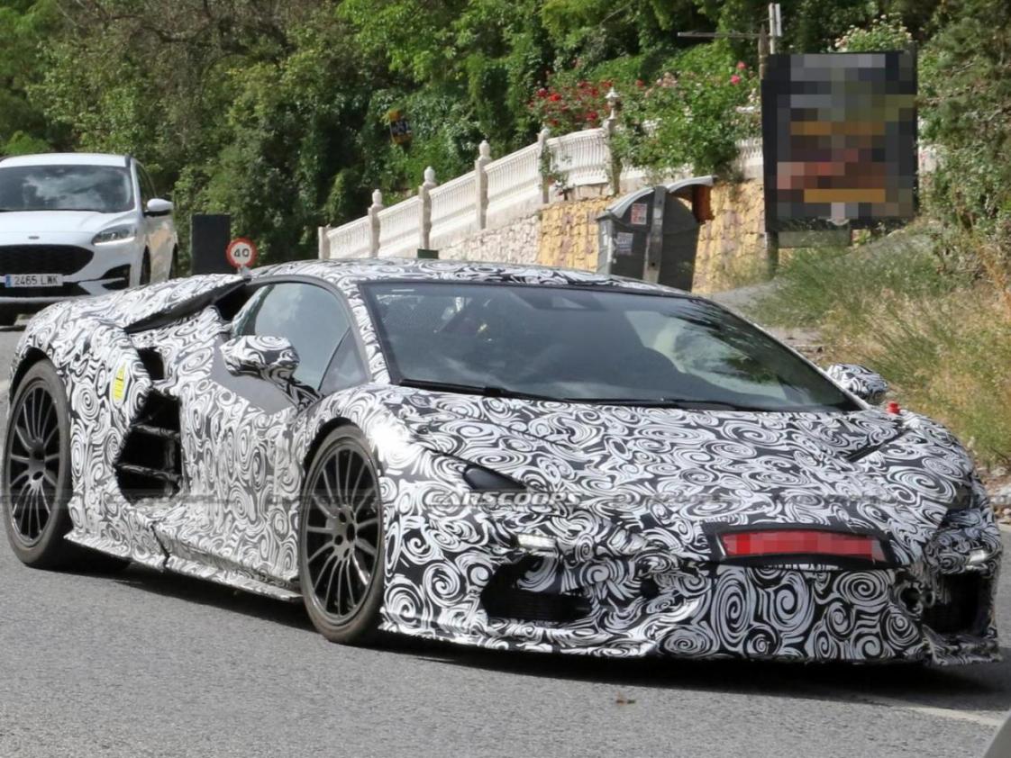 兰博基尼 Aventador 的继任者将配备 V12 混合动力