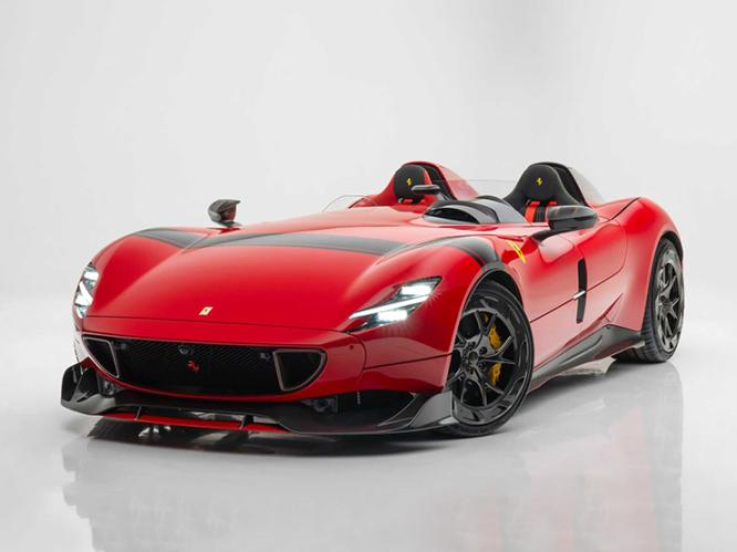 Mansory 为法拉利 Monza SP2 提供红色排气管小套件