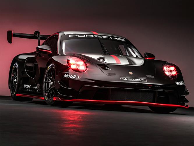 全新保时捷 911 GT3 R 配备 4.2 升六缸发动机
