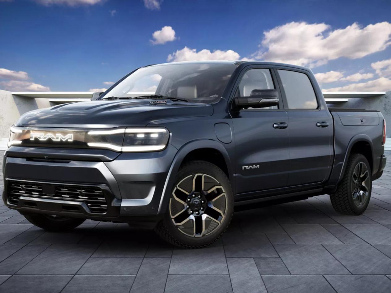 2024 Ram 1500 REV 电动卡车亮相